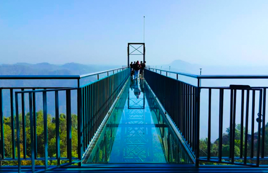 Attamala Digital Glass Bridge